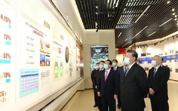 習(xí)近平出席浦東開發(fā)開放30周年慶祝大會